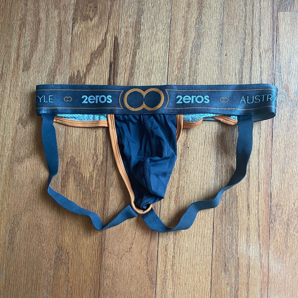 2EROS jocksteap